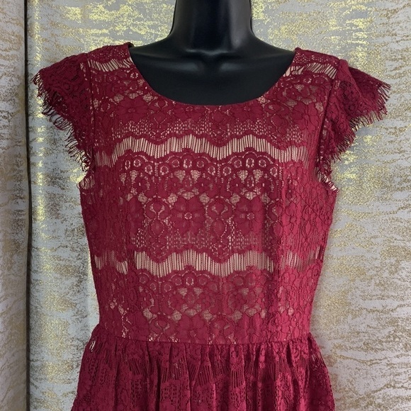 Anthropologie Maeve Burgundy Elsa Lace Peplum Cocktail Dress Size XS - Picture 7 of 16